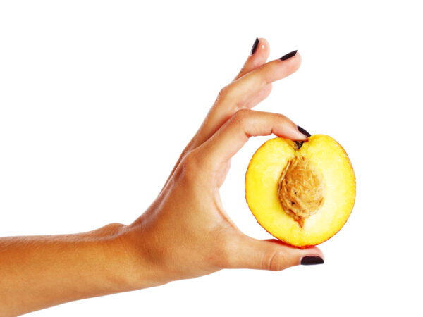 https://ru.freepik.com/free-photo/peach-fruit-in-woman-s-hand_6948418.htm#query=%D0%BB%D0%B8%D0%B6%D0%B5%D1%82%20%D0%BF%D0%B5%D1%80%D1%81%D0%B8%D0%BA&position=18&from_view=search&track=ais